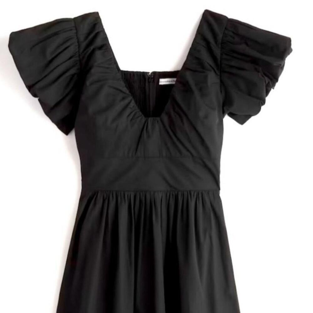 Abercrombie black puff dress NWT
